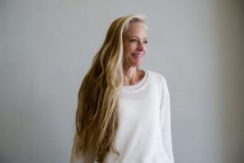 Suzy Amis Cameron