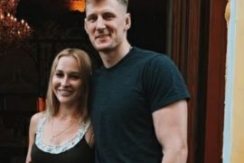 Who is Alexander Volkov’s wife Vita Volkova?