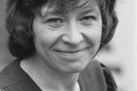 Who played Anne onedin? Where was the Onedin Line filmed?