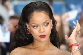 What is the perfume that Rihanna wears?