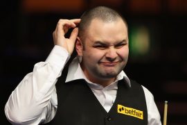 Stephen Maguire Neck Condition: Why Stephen Maguire Leaves Collar Open And Not Wear Bow Tie