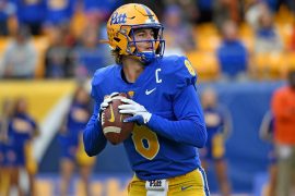 Kenny Pickett Age, Wiki, Hand Size, NFL Draft, Hometown, Father, High School