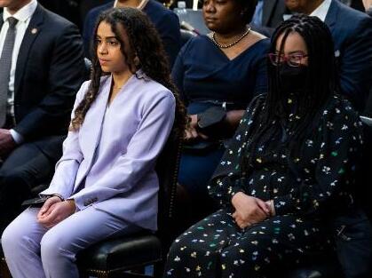 Leila Jackson and Talia Jackson