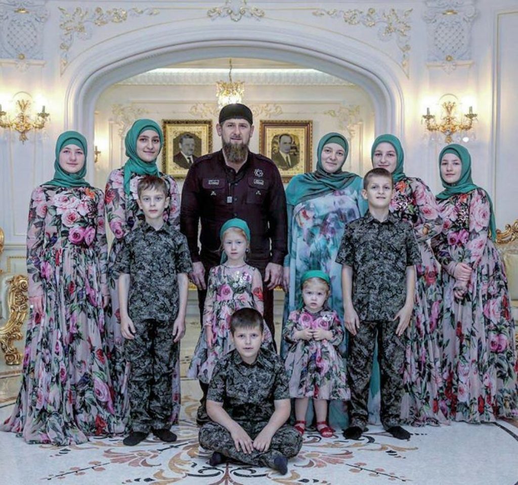 Ramzan Kadyrov and his wife and children