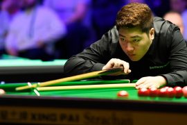 Where does Yan Bingtao live now?