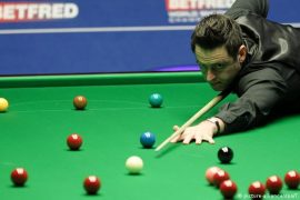 How much does the winner of the snooker get?