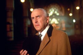 Is Arthur Daley dead? Is George Cole alive?