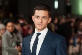 Jonathan Bailey Net Worth