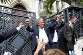 Who owns Versace mansion? What happened to Versace estate?