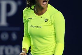 Is Leylah Fernandez rich?