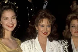 How many children did Naomi Judd have?