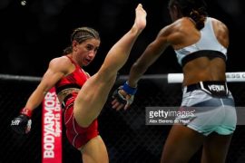 How old is Tecia Torres? How tall is Tecia Torres?