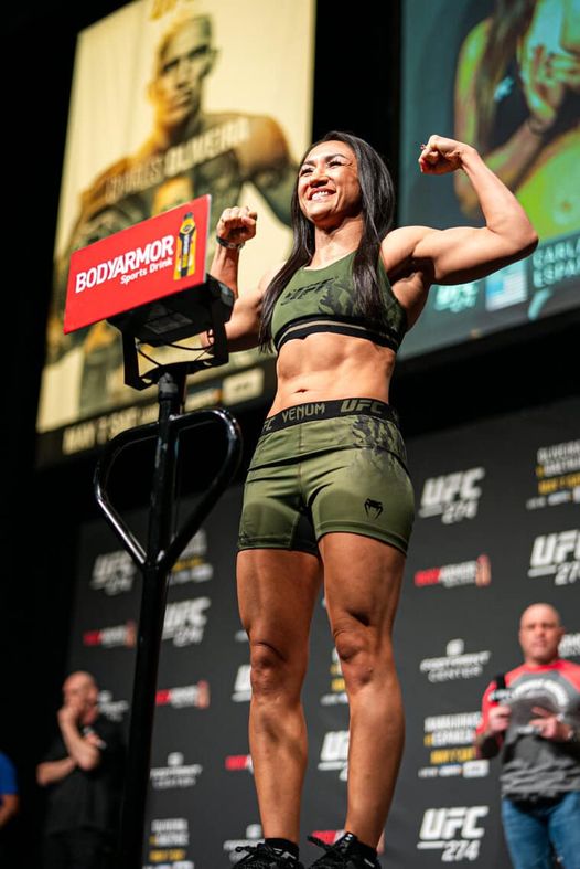 Carla Esparza