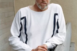 Who was George Carlin’s wife when he died?