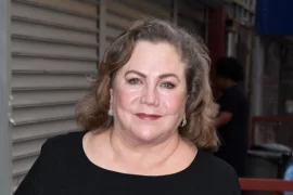 Kathleen Turner Age, Height, Young, Movies And TV Shows, Now