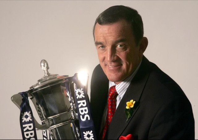 Phil Bennett