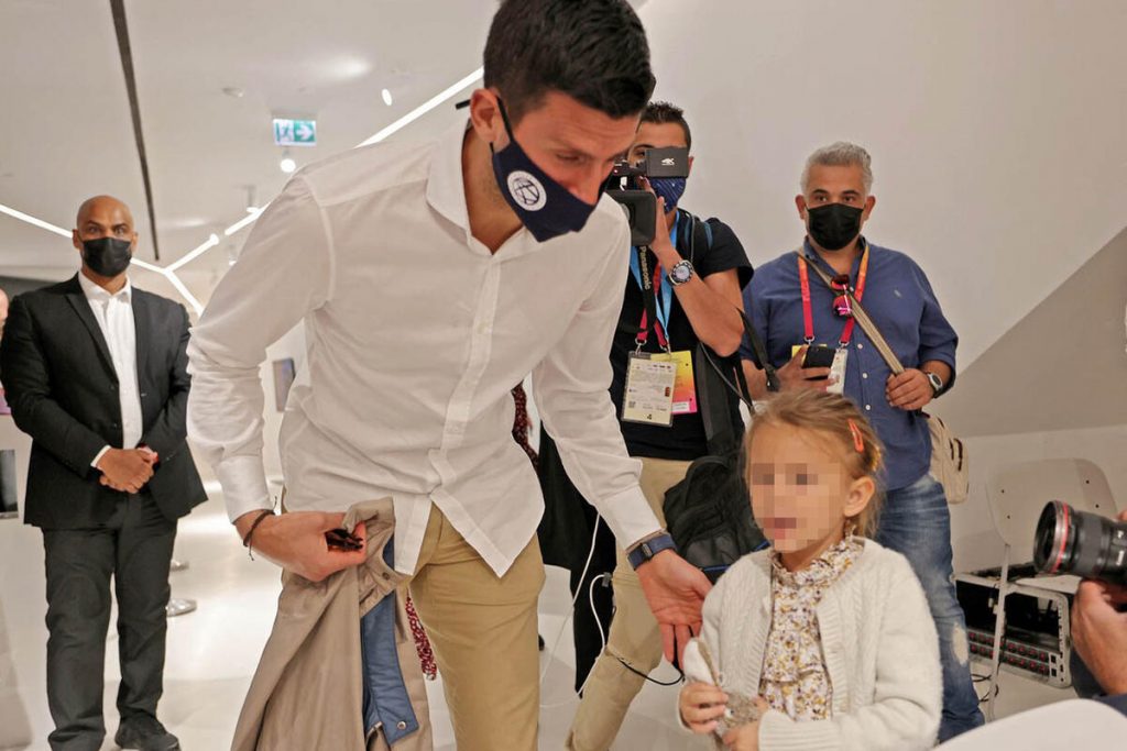 Tara Đokovic and her father