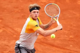 Where is Alejandro Davidovich Fokina from? What nationality is tennis player Davidovich Fokina?