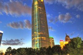 How many stories is the Devon Tower in Oklahoma City Oklahoma?