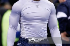 Marion Barber Playing Piano (VIDEO)