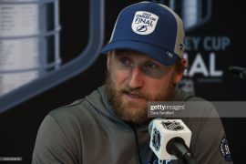 Does Steven Stamkos have siblings?