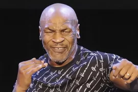 Mike Tyson Experiences Health Scare on American Airlines Flight from Miami to Los Angeles