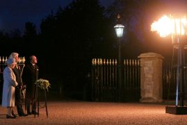 What time are the beacons being lit for the Jubilee?