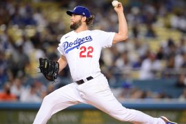 Is Clayton Kershaw signing with the Dodgers?