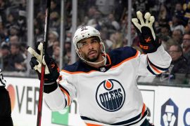 Is Evander Kane staying with the Oilers? Did Evander Kane leave the Oilers? Did Evander Kane signed with Edmonton?