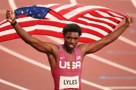 What Spikes does Noah Lyles?