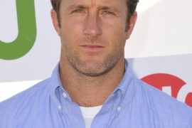 Does Scott Caan Have Siblings?