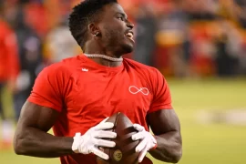 Tyreek Hill Height: How Tall Is Tyreek Hill?