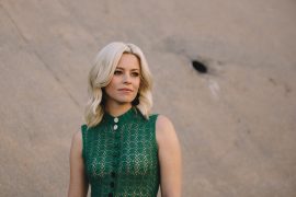 Elizabeth Banks Parents: Meet Ann Mitchell And Mark Mitchell