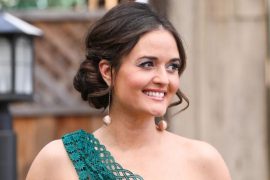 Danica McKellar Age, Height, Parents, Sister, Ex-Husband, Children, Instagram