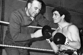 Who was Johnny Famechon trainer?