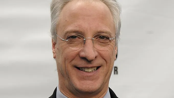 Robert LuPone