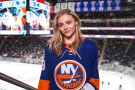 How many siblings does Chloë Grace Moretz have?