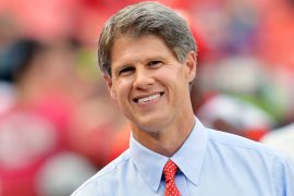 What does Clark Hunt own?