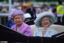 What bloodline is Queen Elizabeth? Is Queen Elizabeth II related to Queen Elizabeth I?