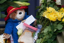 Why are people leaving sandwiches at Buckingham Palace? Does the Queen like marmalade sandwiches?