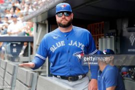 How much does it cost to go to a Blue Jays game?