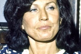 Are all of Loretta Lynn’s children alive? How many of Loretta Lynn’s children are still alive?