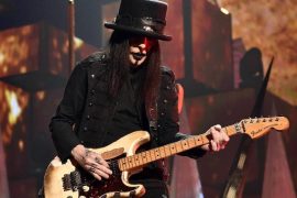 Mick Mars Age, Height, Parents, Wife, Children, Net Worth