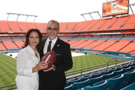 Does Gloria Estefan own the Miami Dolphins?