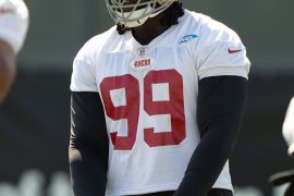 Javon Kinlaw Girlfriend: Is Javon Kinlaw In A Relationship?