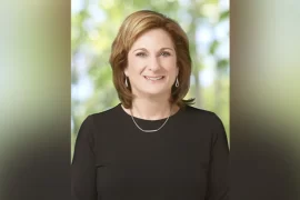 Who is Susan Arnold‘s daughter Sarah Arnold?