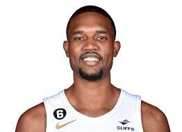 Evan Mobley