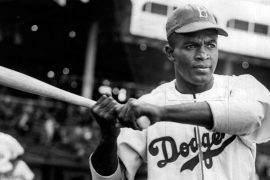 How much is Jackie Robinson’s bat worth? How heavy was Jackie Robinson’s bat?