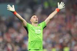 Emiliano Martinez Family, FIFA 23, Jersey Number, Transfermarkt, Market Value, Injury Update