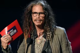 Steven Tyler Bio, Age, Height, Family, Young, Songs, Grandchildren, Instagram